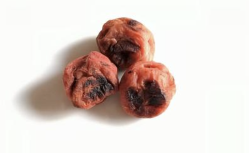 焼き梅（焼き梅干し）の作り方とは？食べることで得られるすごい効果も紹介！