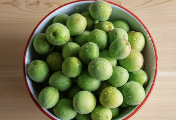 青梅の美味しい食べ方10選！そのまま食べられない理由も解説
